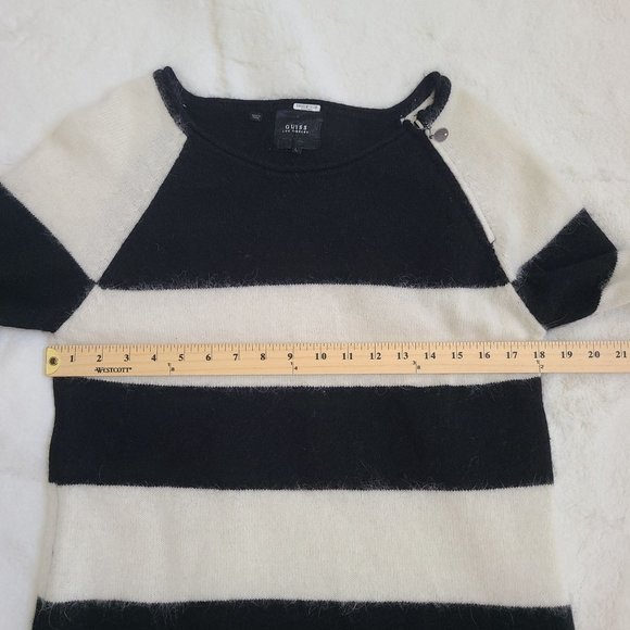 SALE 💥Guess Sweater Black White Striped Women’s Knit Top High Low Zipper,Size L - Picture 10 of 12